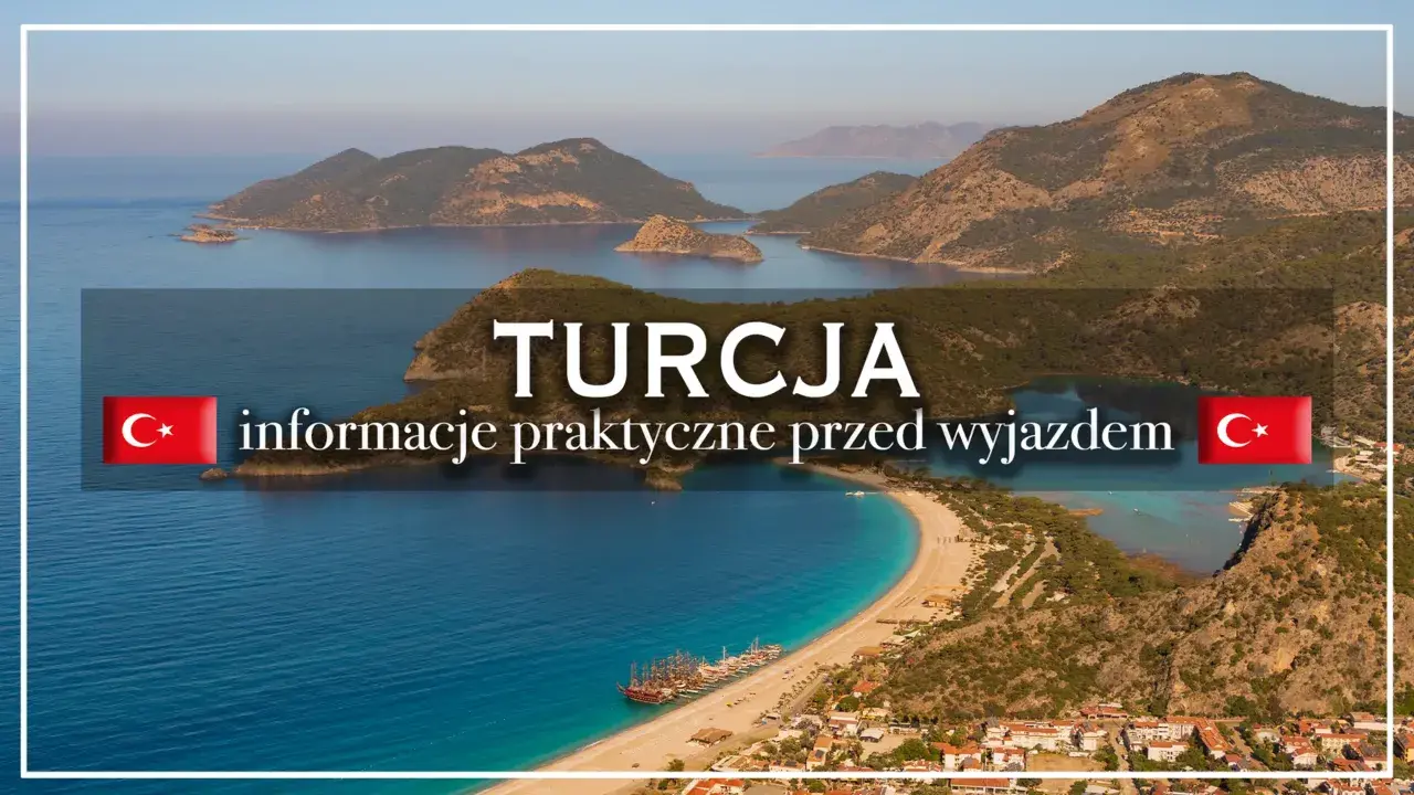 Piękna plaża w Turcji. Dowiedz się, czego nie wolno zabrać do Turcji, by podróż była udana.